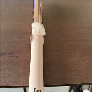 Lange Soft Beige Curling Iron